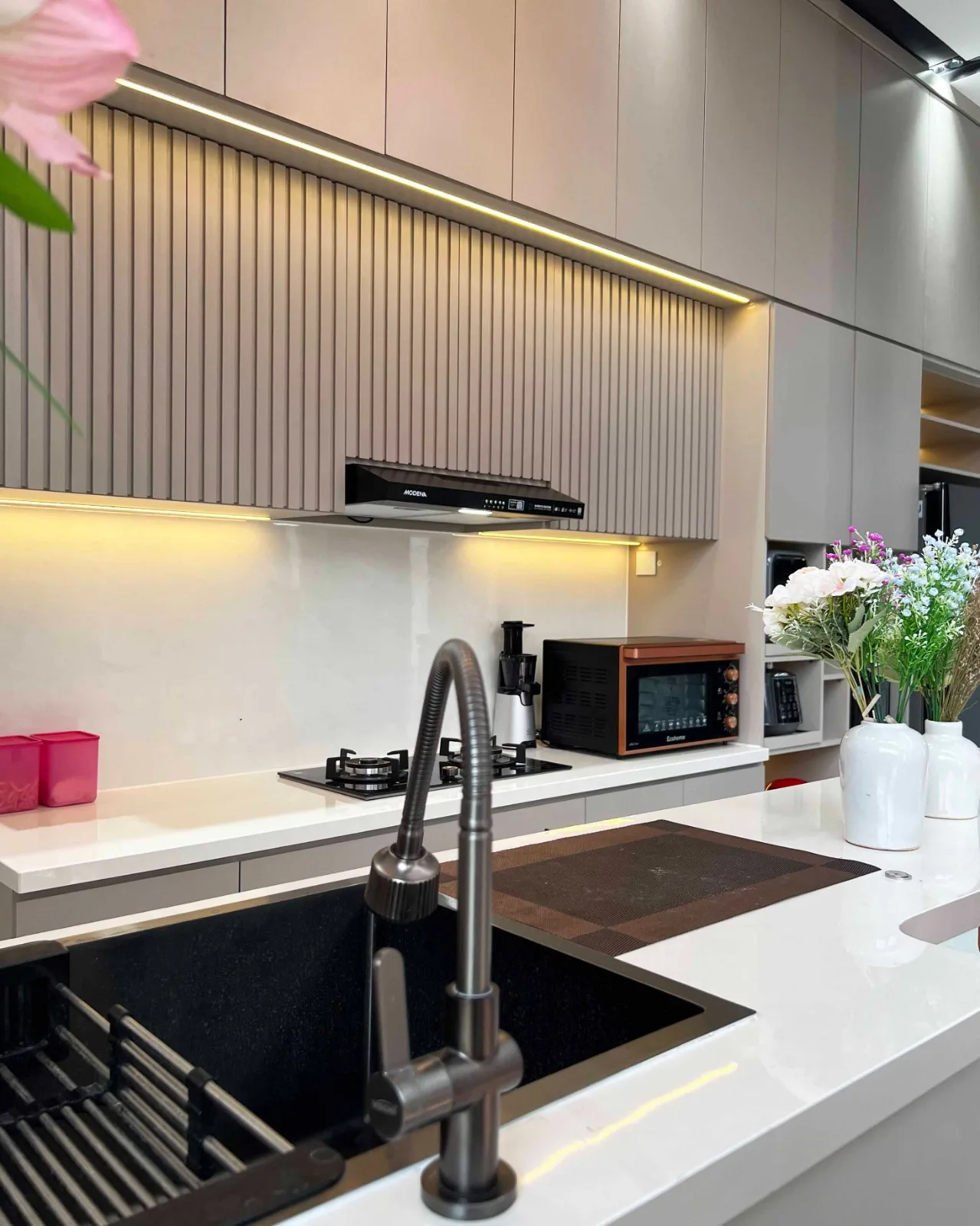 Kitchen Set Abu Modern