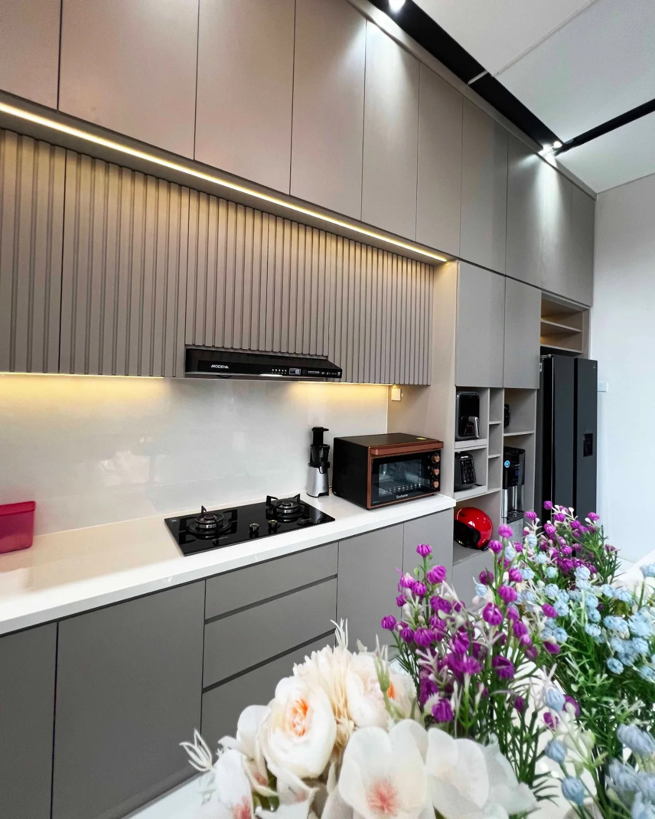 Kitchen Set Minimalis Abu